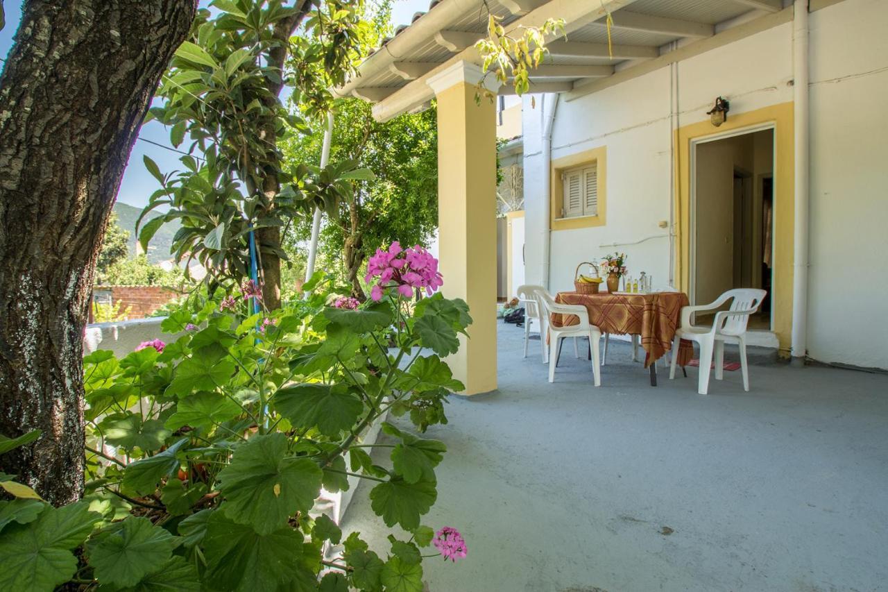Aggeliki Apartments Dassia By Hotelius Kato Korakiana Extérieur photo