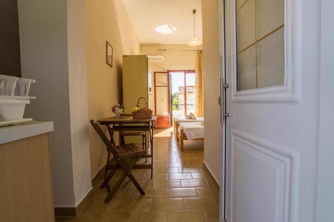 Aggeliki Apartments Dassia By Hotelius Kato Korakiana Extérieur photo